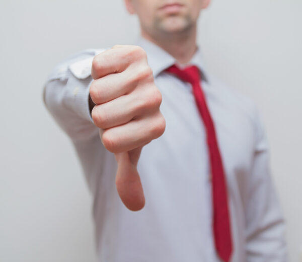 brain thinks negative